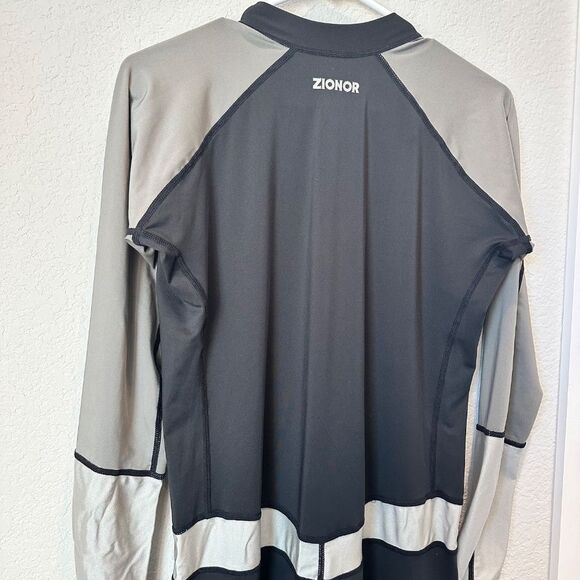 Zionor Black Grey One Piece All Sport Rash Guard - Size XXL - EUC - Picture 4 of 6